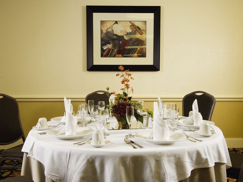 Ramada Inn Lafayette Conference Center Esterno foto