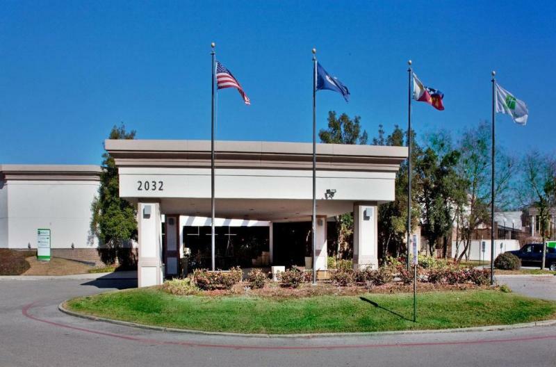 Ramada Inn Lafayette Conference Center Esterno foto